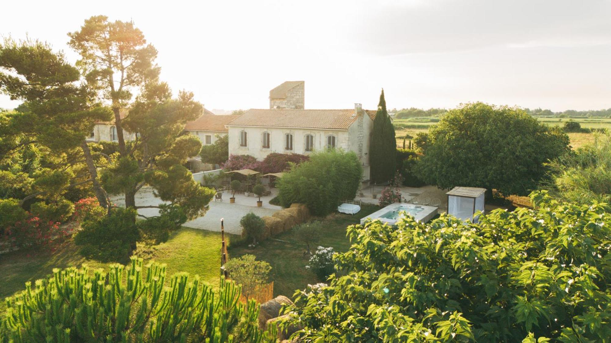 Maison Tara Verte Au Mas Montredon Arles Dış mekan fotoğraf